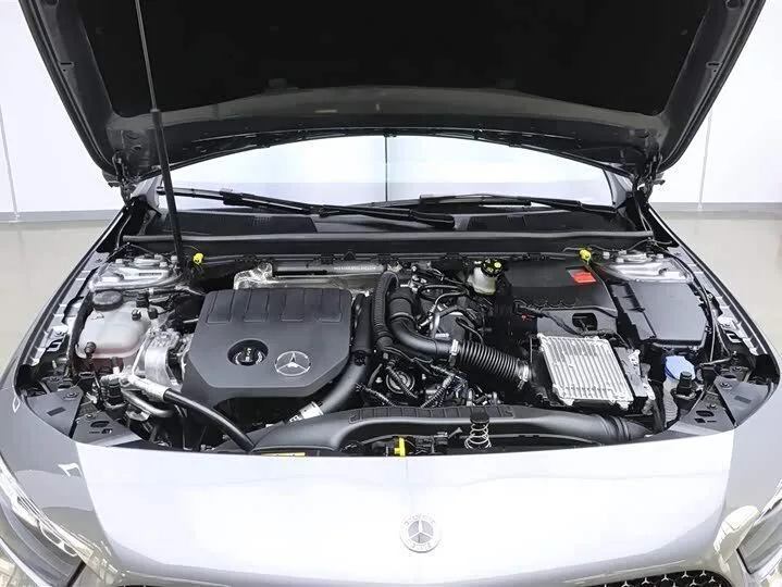 Mercedes-Benz A-Class A 180 2025 фото 6