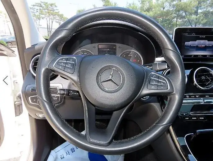 Mercedes-Benz C-Class 2018 фото 8