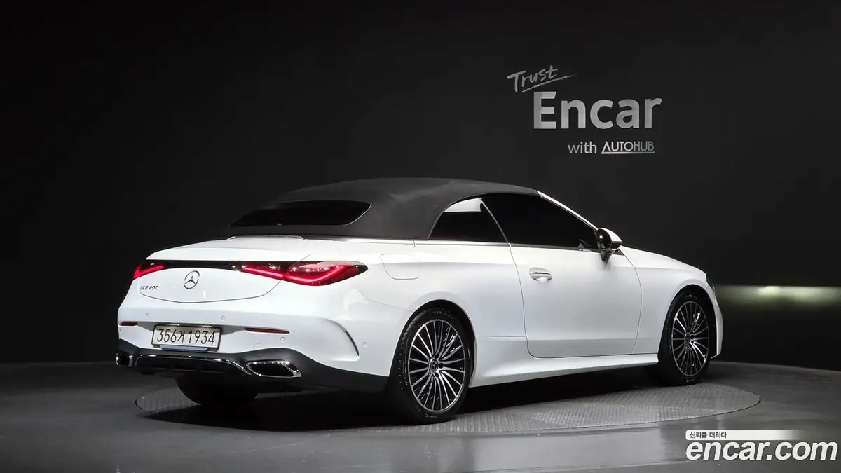 Mercedes-Benz CLE 200 Cabriolet 2026 фото 2