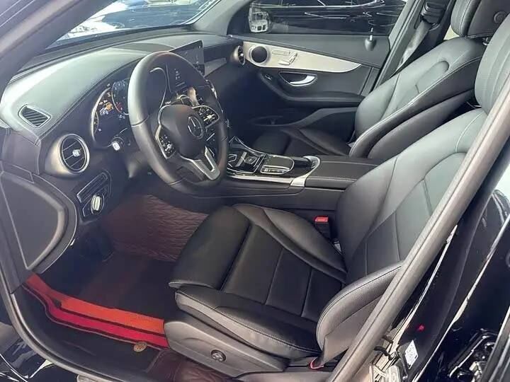 Mercedes Benz GLC 260 L 4 magic Dynamic 2022 фото 5