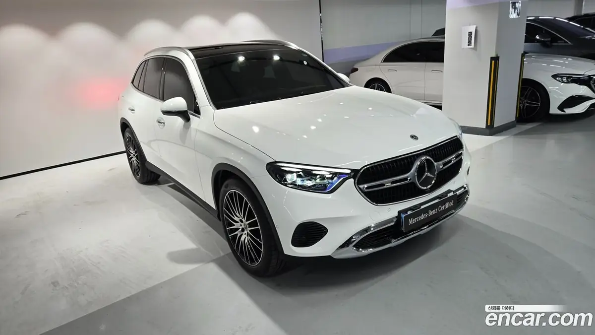 Mercedes-Benz GLC 300 4MATIC 2026 фото 2