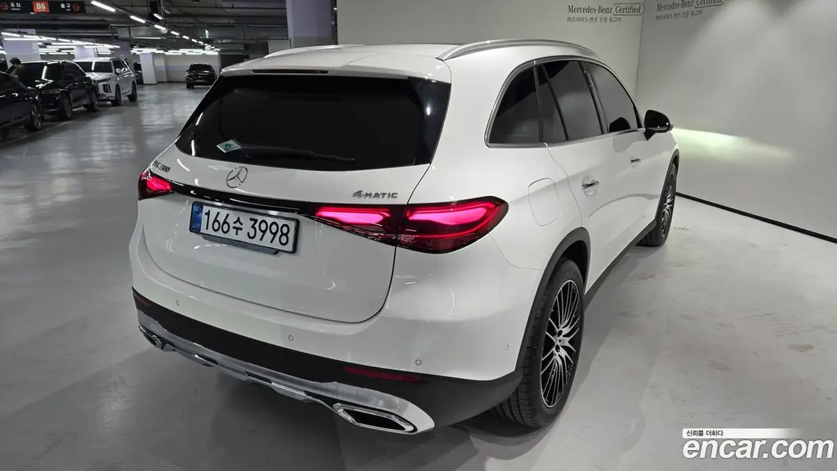 Mercedes-Benz GLC 300 4MATIC 2026 фото 4