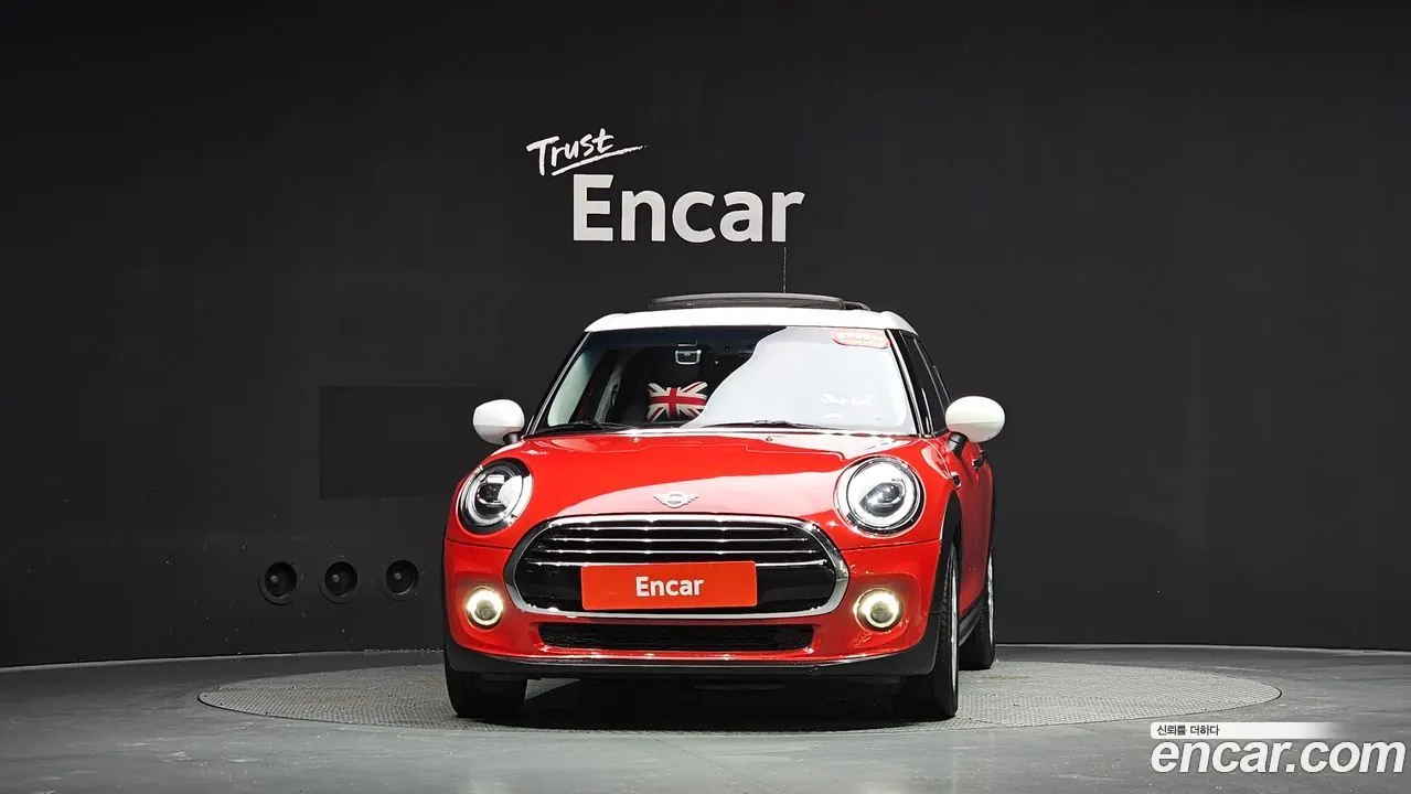 Mini Cooper 2021 фото 3