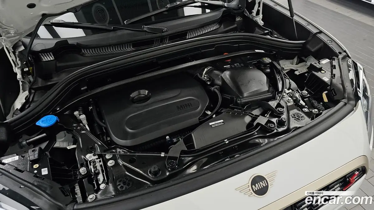 Mini Cooper S Countryman 2025 фото 6
