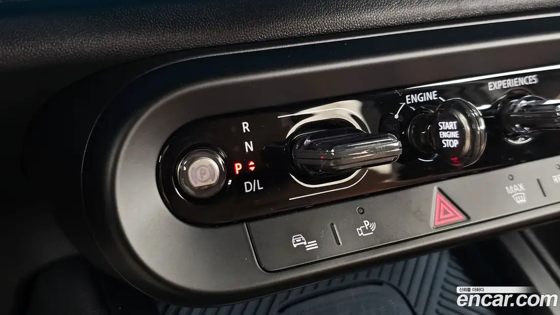 Mini Cooper S Countryman 2025 фото 9