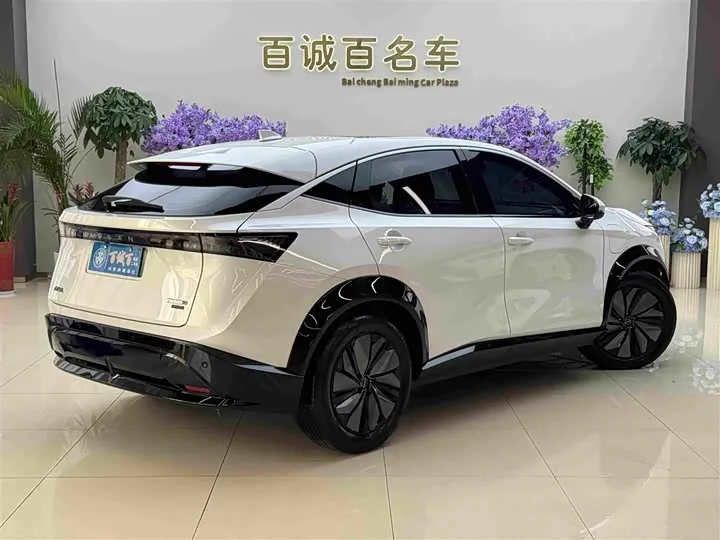 Nissan Ariya 500 2023 фото 2