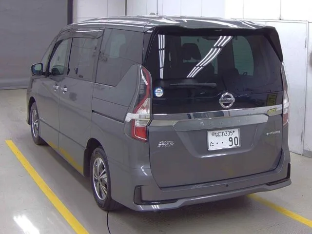 Nissan SERENA 2022 фото 2