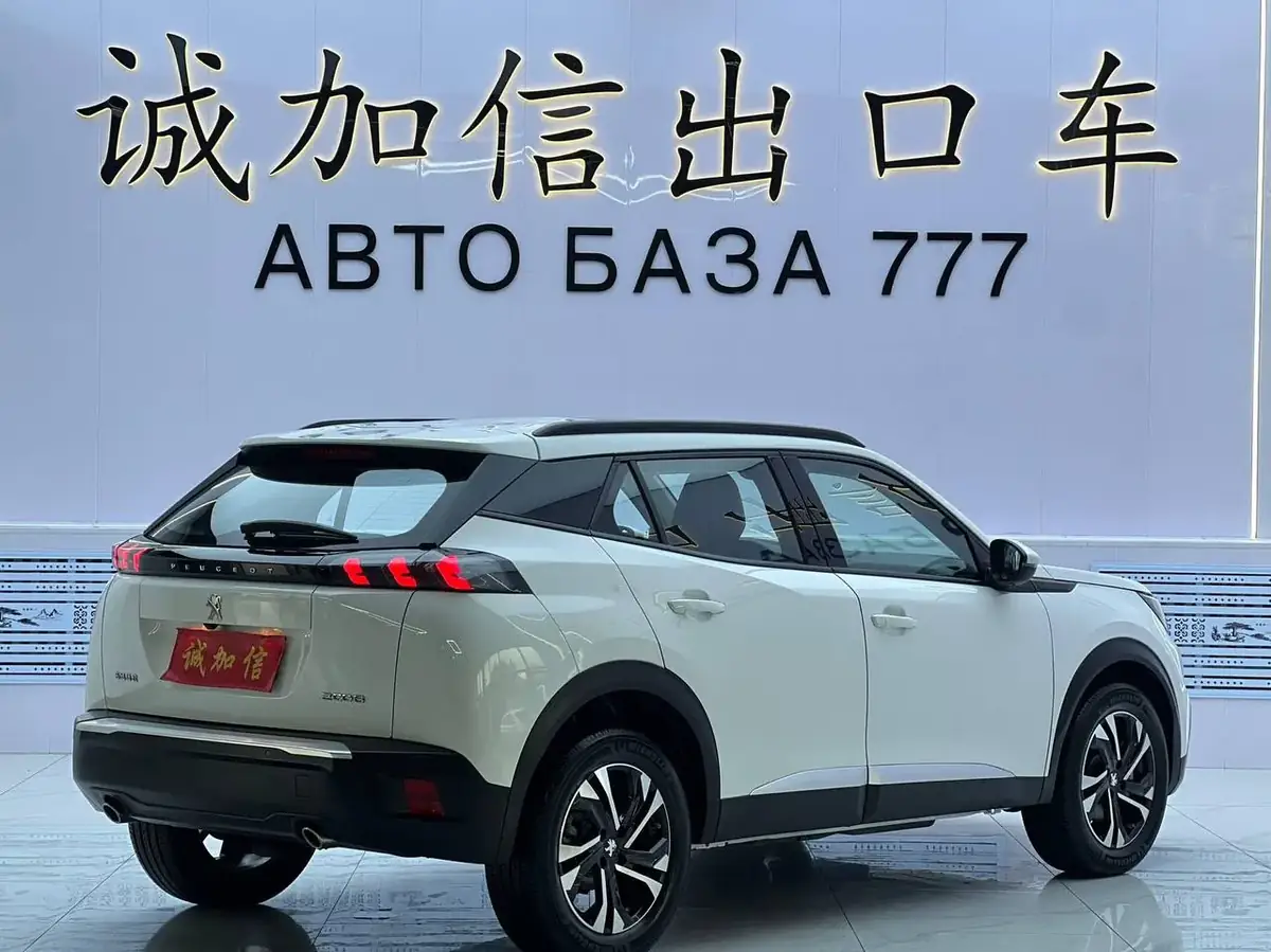 Peugeot 2008 230THP The One 2022 фото 4
