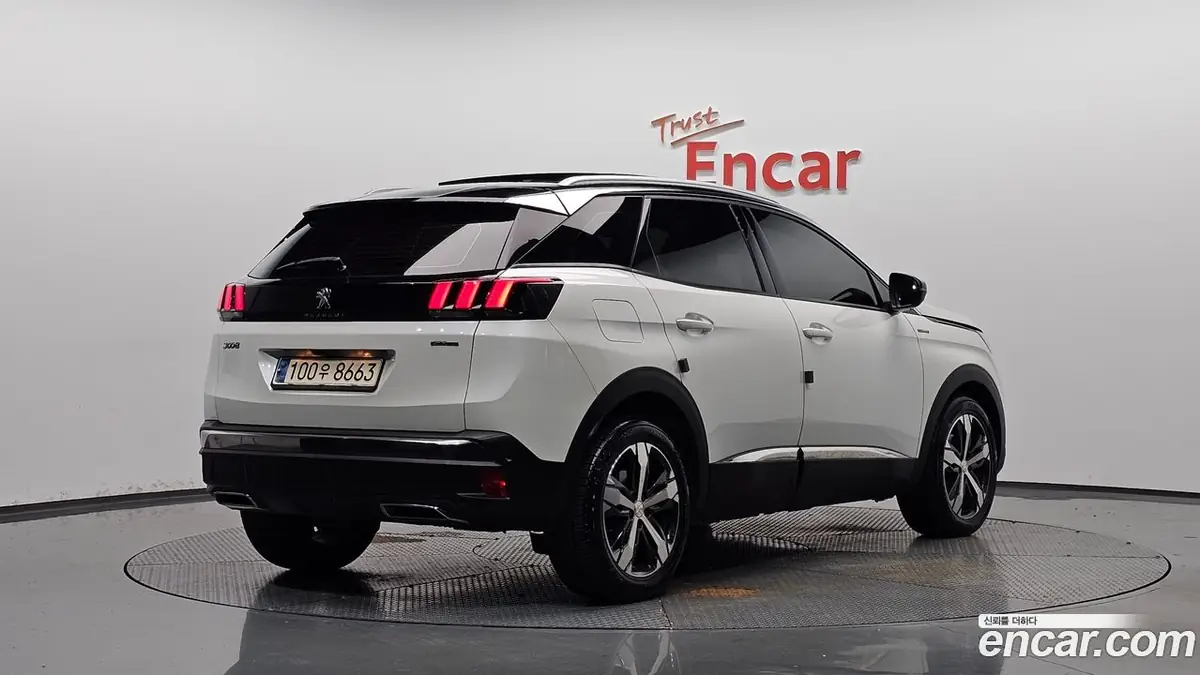 Peugeot 3008 2020 фото 2
