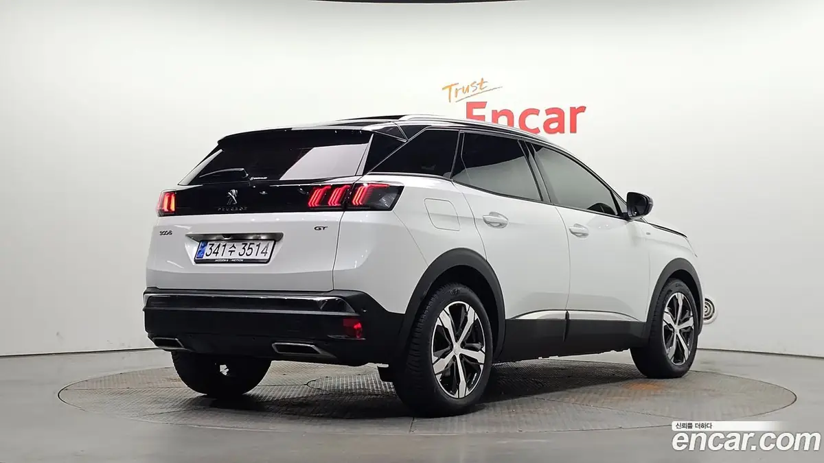 Peugeot 3008 2022 фото 2