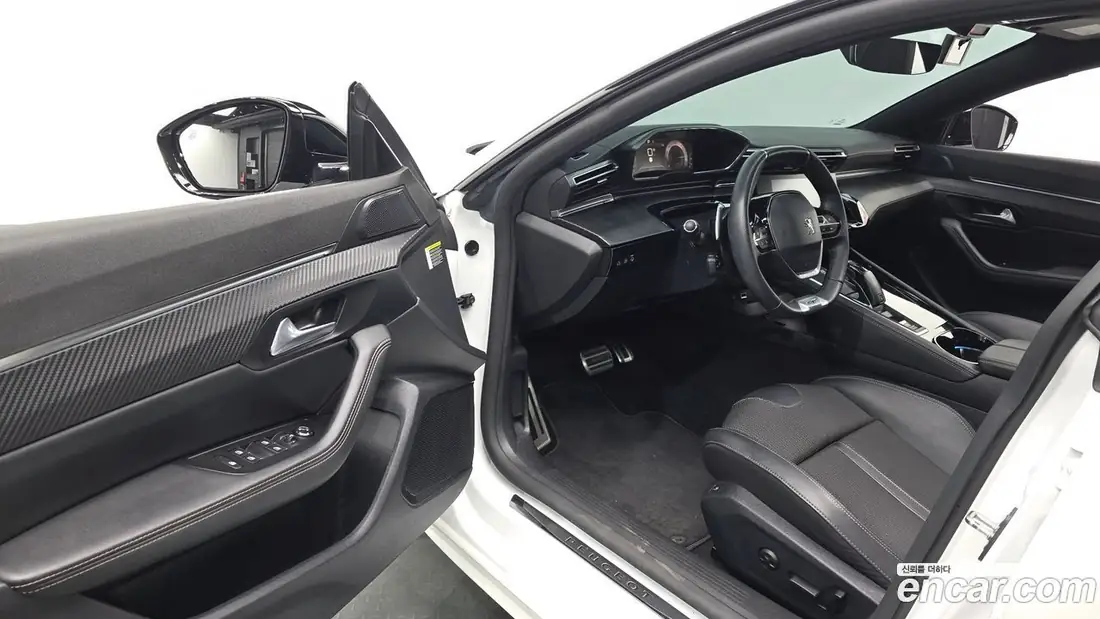 Peugeot 508 2022 фото 10