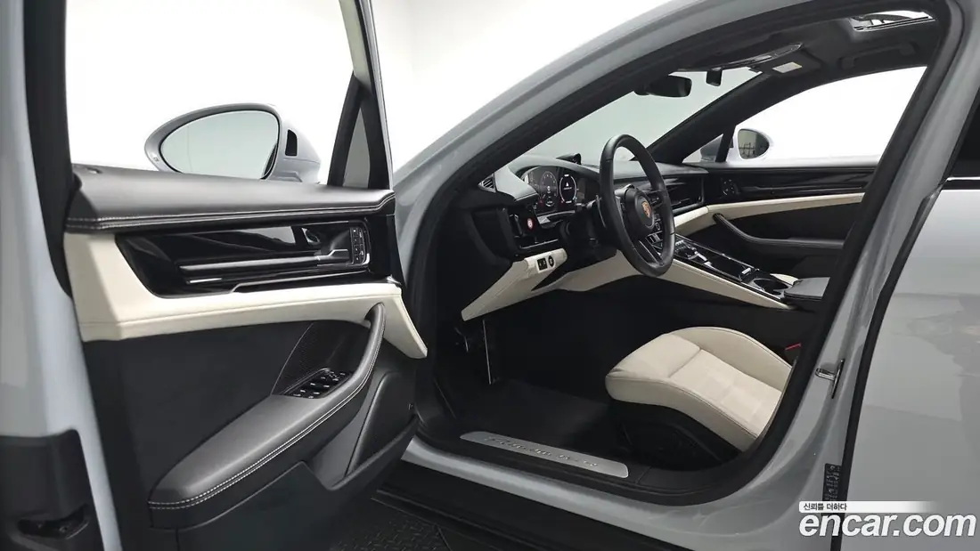 Porsche Panamera E-Hybrid 2025 фото 10