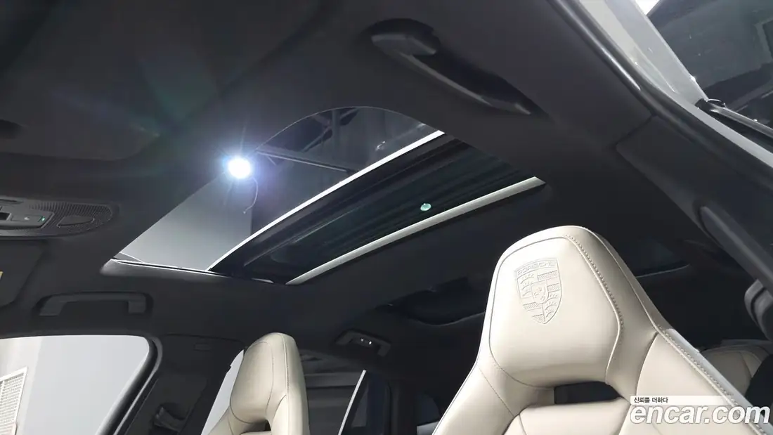 Porsche Panamera E-Hybrid 2025 фото 16