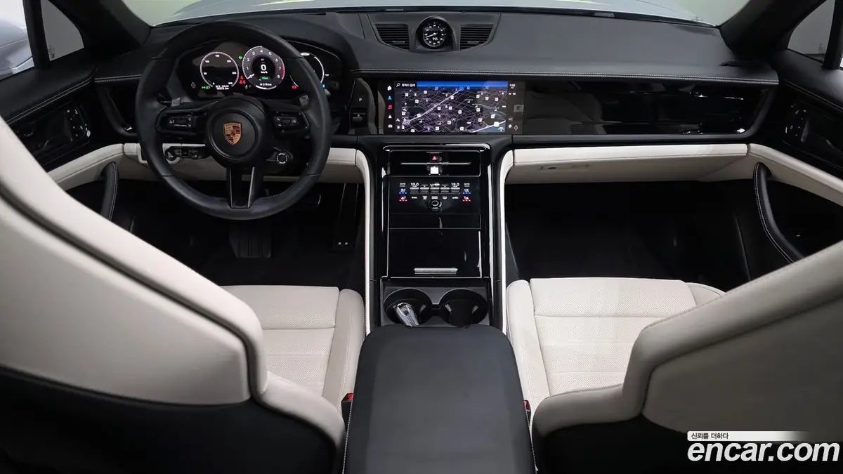 Porsche Panamera E-Hybrid 2025 фото 7