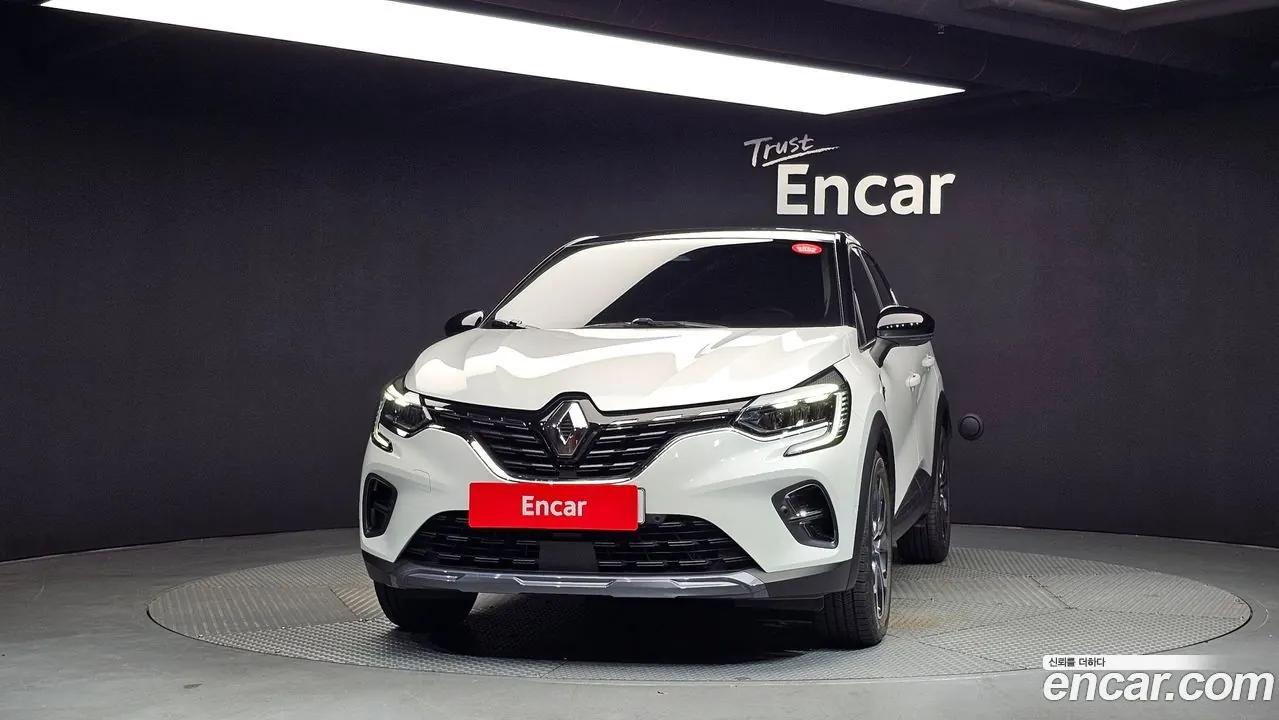 Renault Captur 2020 фото 3