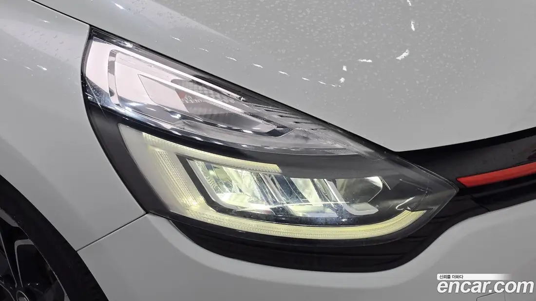 Renault Clio 2019 фото 22
