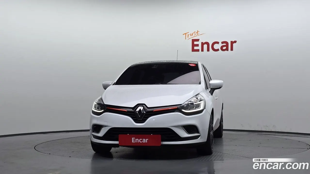 Renault Clio 2019 фото 3