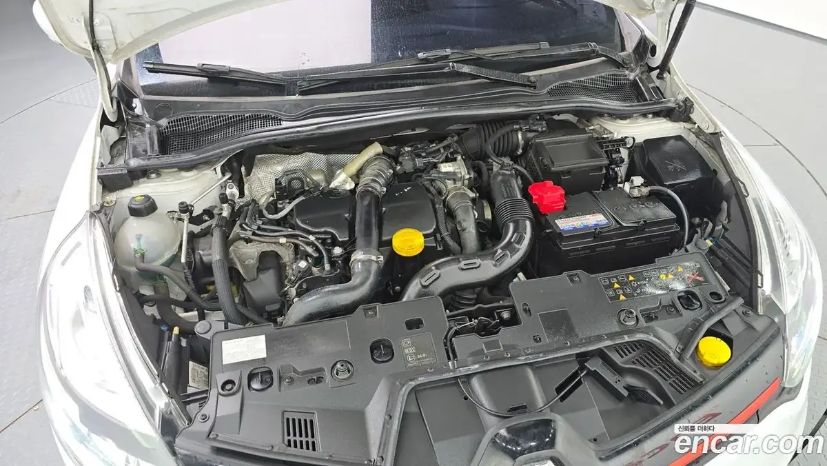 Renault Clio 2019 фото 6
