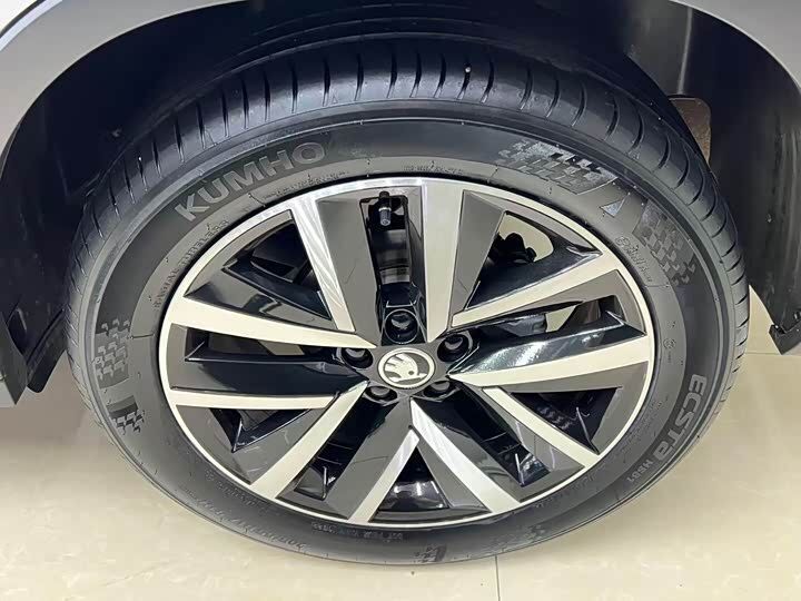 Skoda Komic 2022 1.5l Automatic Comfort 2022 фото 5