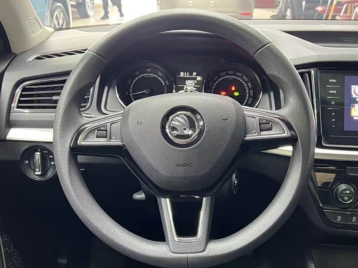 Skoda Komic 2022 1.5l Automatic Comfort 2022 фото 6