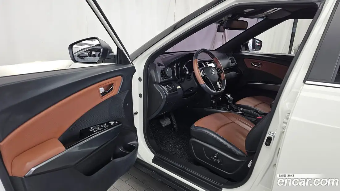 SsangYong Tivoli Armor 2019 фото 10