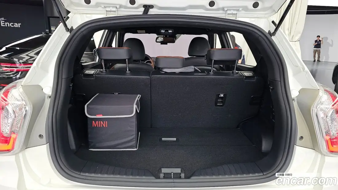 SsangYong Tivoli Armor 2019 фото 20