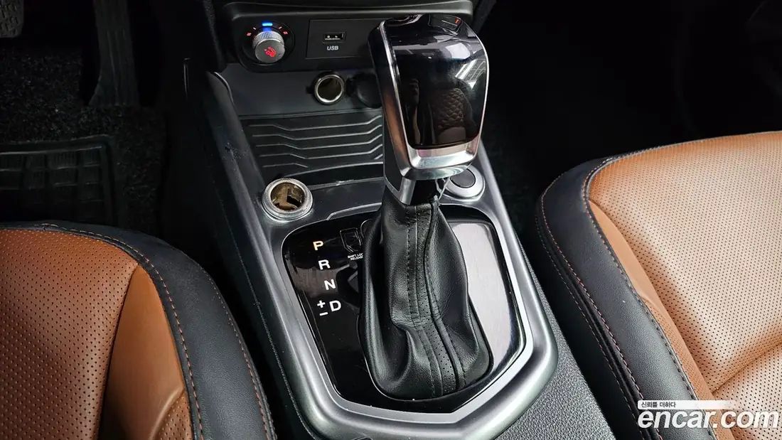 SsangYong Tivoli Armor 2019 фото 9