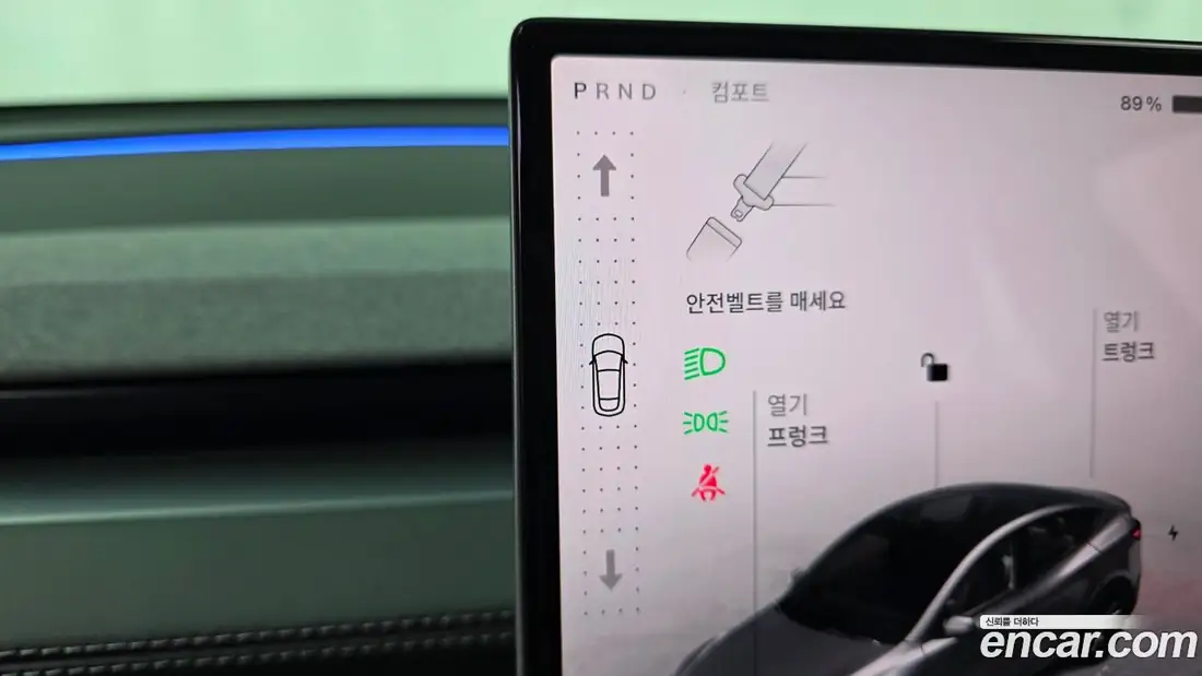 Tesla Model Y 2026 фото 9