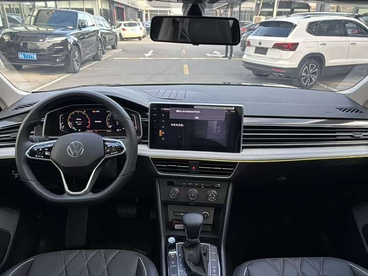 Volkswagen Tiguan L 280tsi Limited Ed. 2023 фото 2