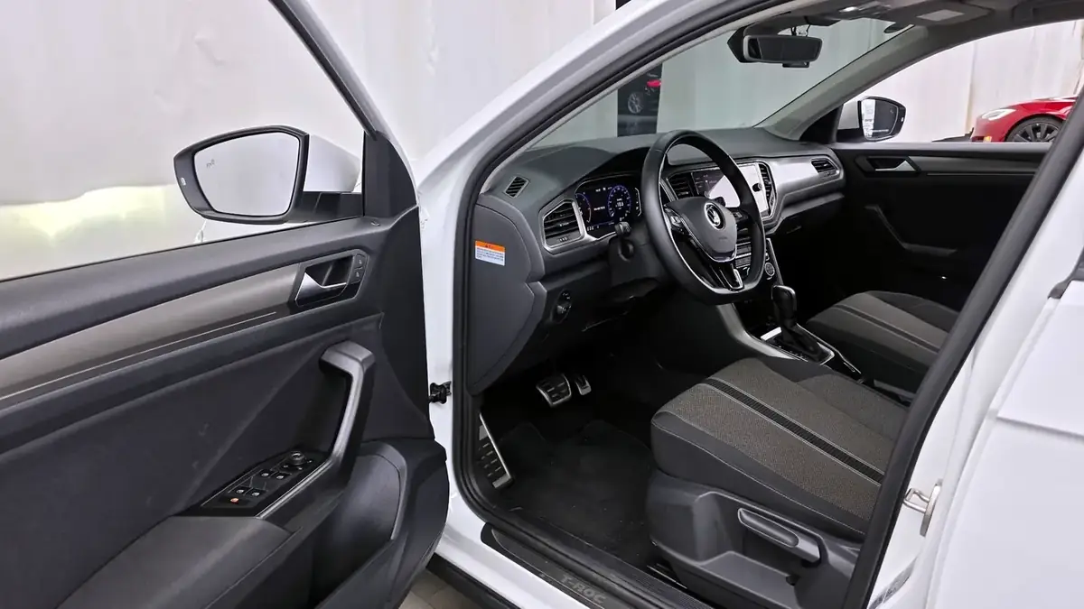 Volkswagen T-Roc 2022 фото 6