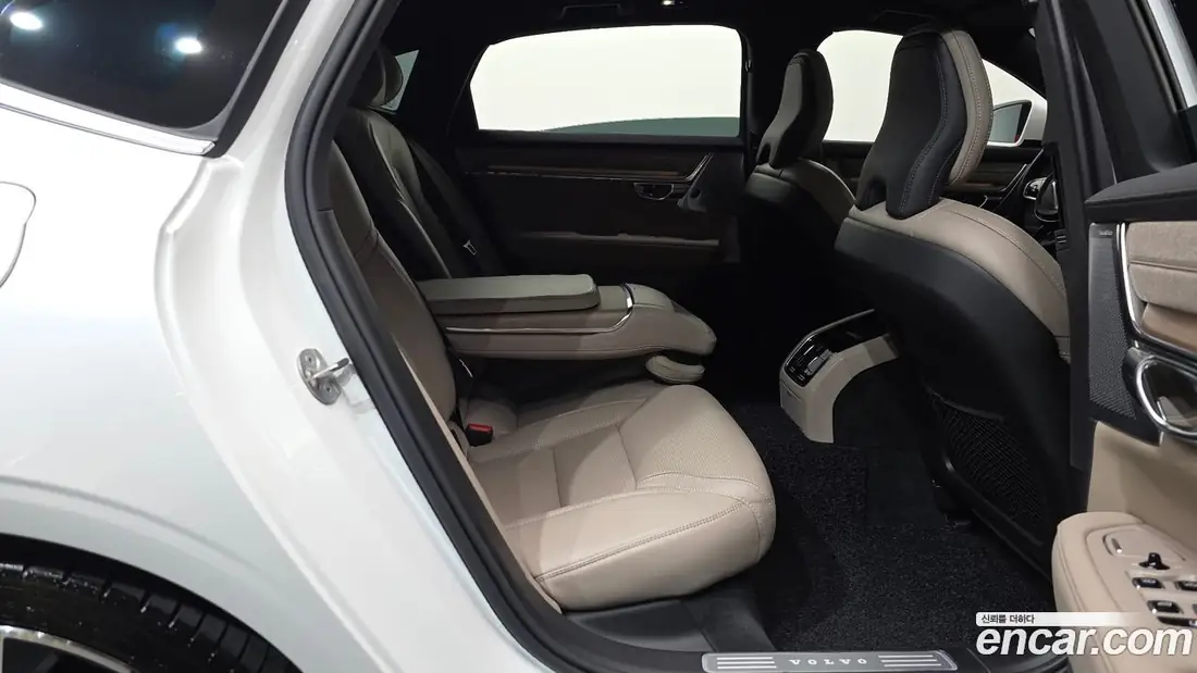 Volvo S90 2025 фото 11