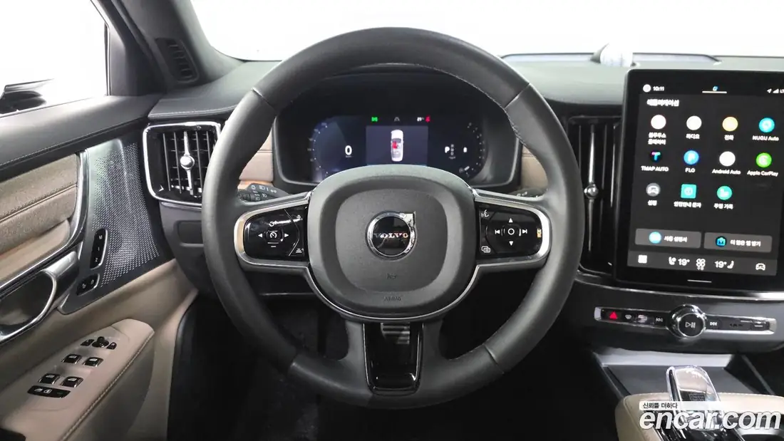 Volvo S90 2025 фото 13