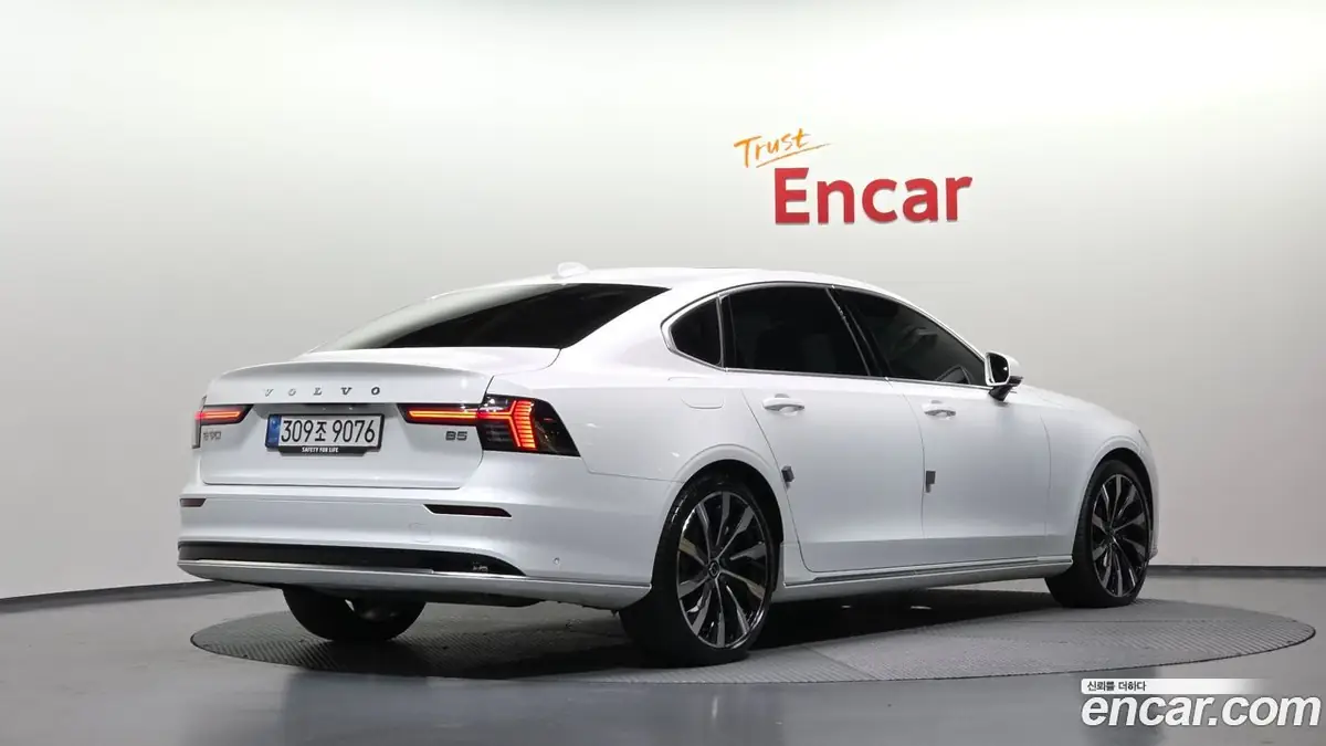 Volvo S90 2025 фото 2