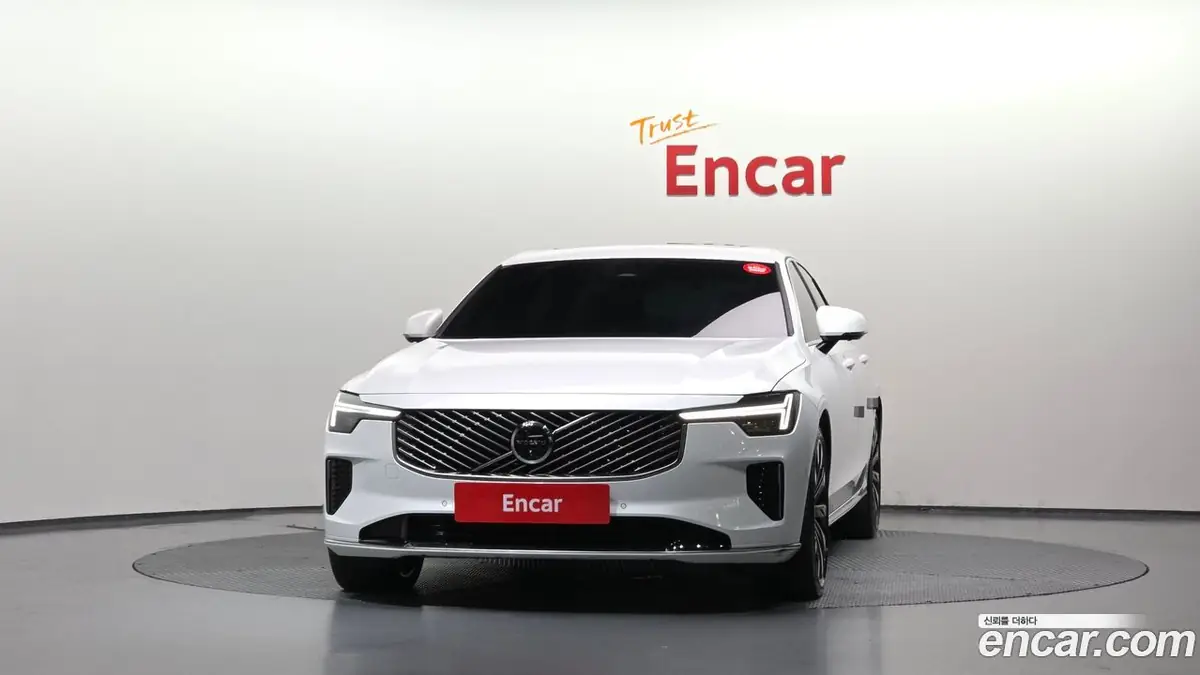 Volvo S90 2025 фото 3