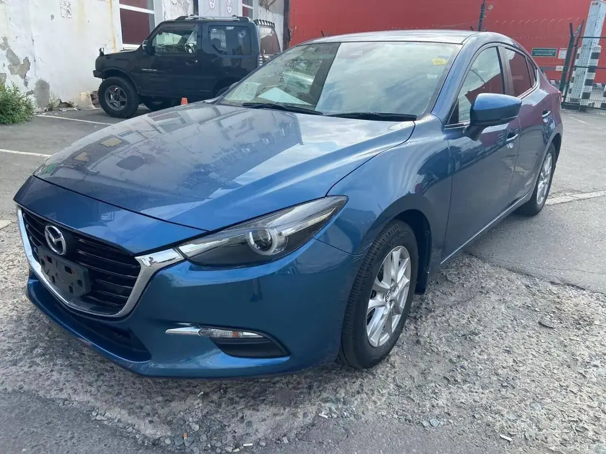 Mazda Axela