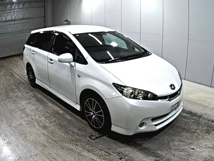 Toyota Wish — Томск