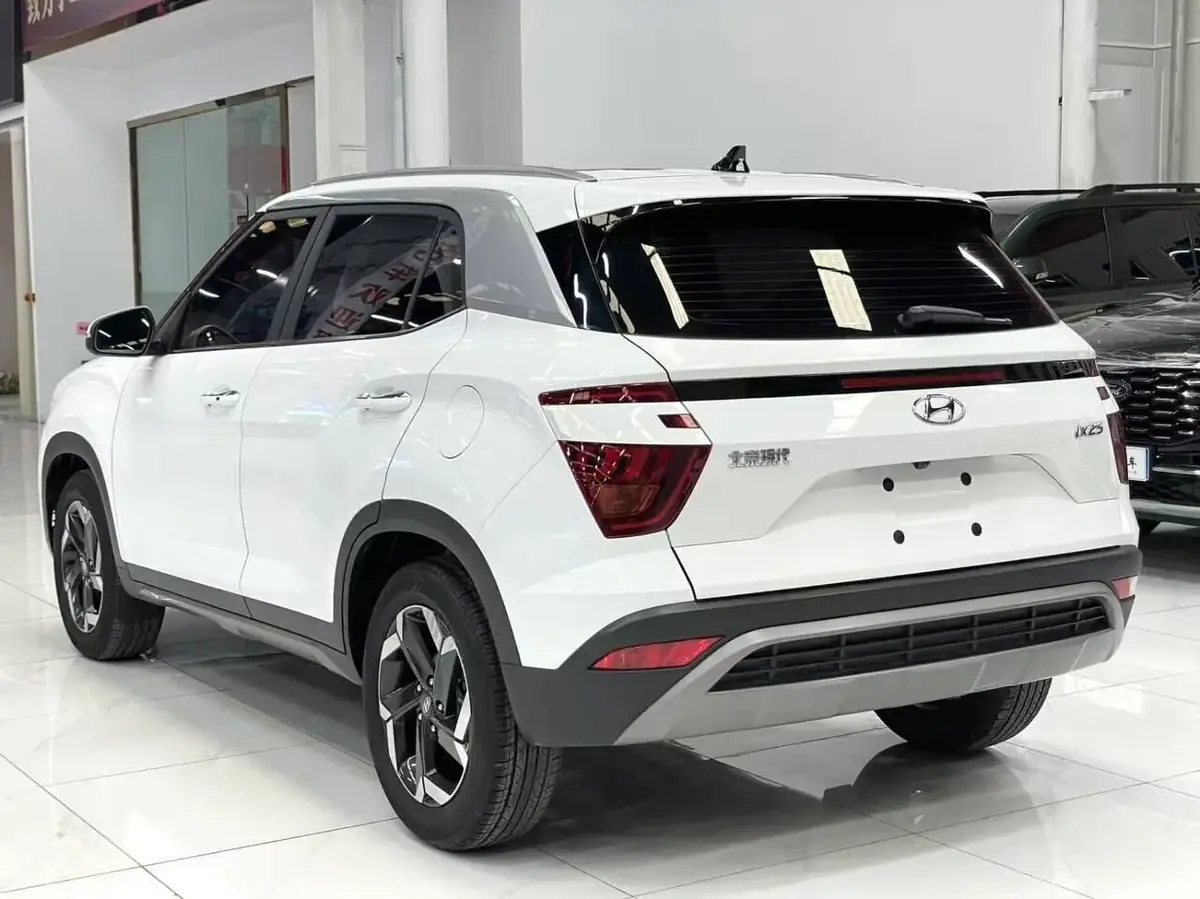 Hyundai IX25