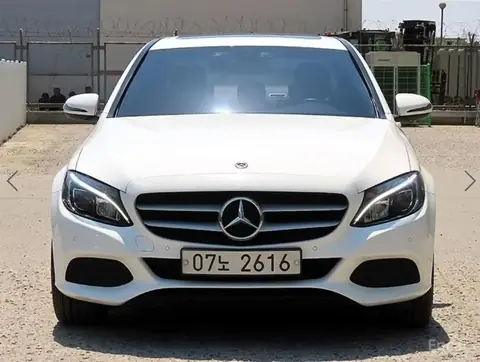 Mercedes-Benz C-Class 2018